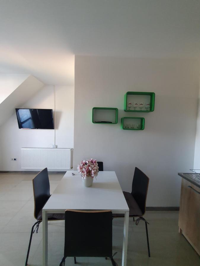 Lexi Family Apartman Διαμέρισμα Hajdúszoboszló Εξωτερικό φωτογραφία